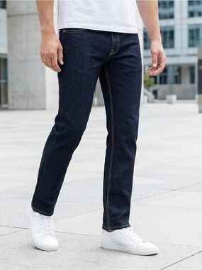 H&M Men's 31x34 Dark Wash Denim
Jeans Straight Leg Classic Fit